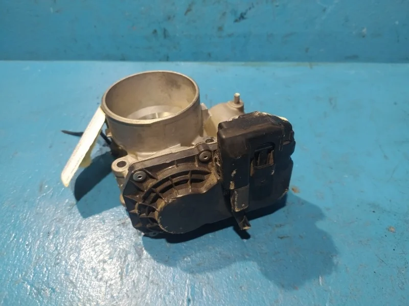 Дроссельная заслонка Mazda 3 2012-2017 PE0113640B PE-VPS