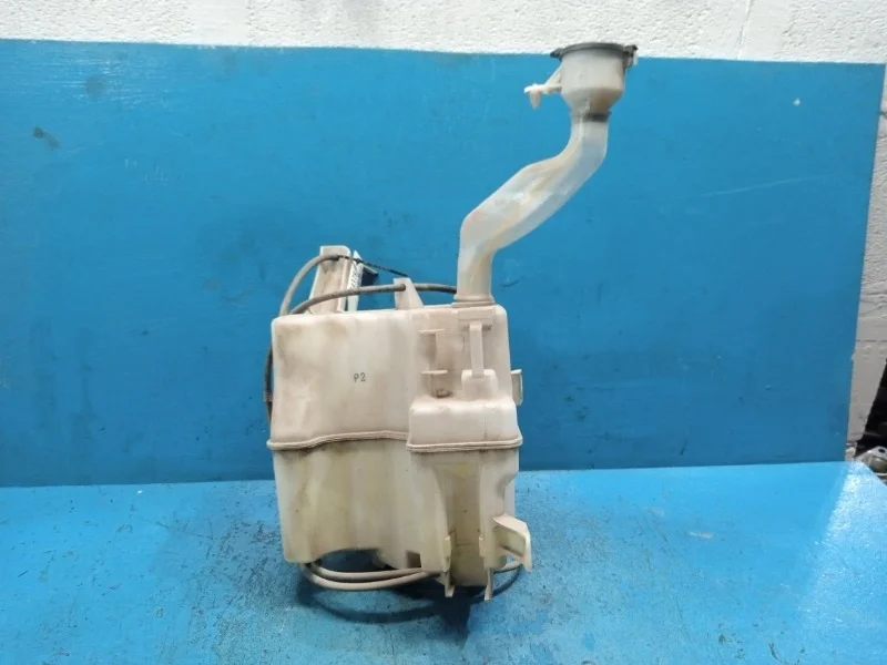 Бачок омывателя Toyota Prius 2009-2015 8531547140