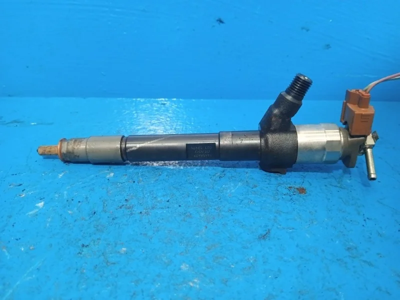 Форсунка топливная Mitsubishi L200 2015-2019 1465A439 4N15
