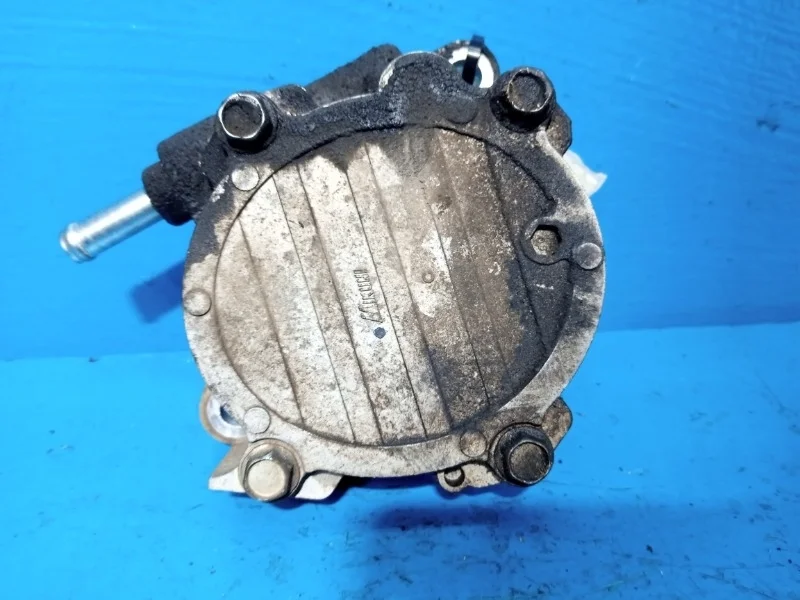 Насос вакуумный Mitsubishi L200 2015-2019 2020A031 4N15