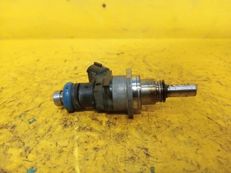 Форсунка топливная Mazda Cx-7 2006-2012 L3K913250A L3-VDT