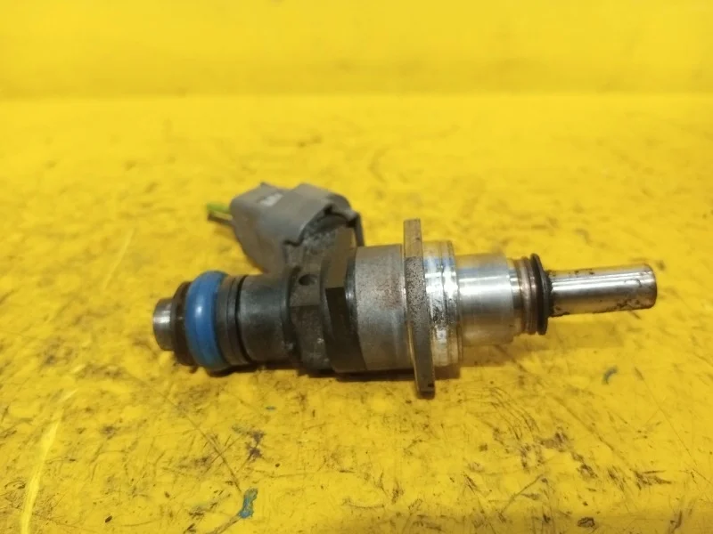 Форсунка топливная Mazda Cx-7 2006-2012 L3K913250A L3-VDT