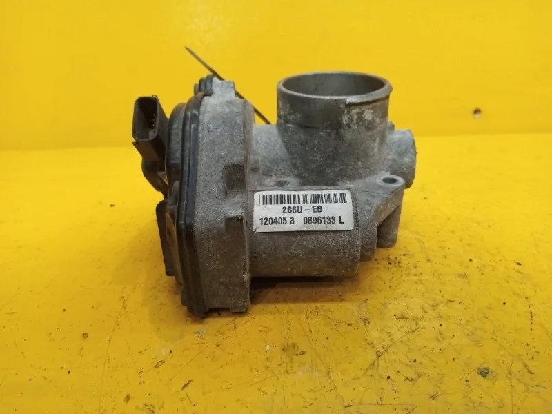 Дроссельная заслонка Ford Focus 2 2005-2011 1505642 HXDA