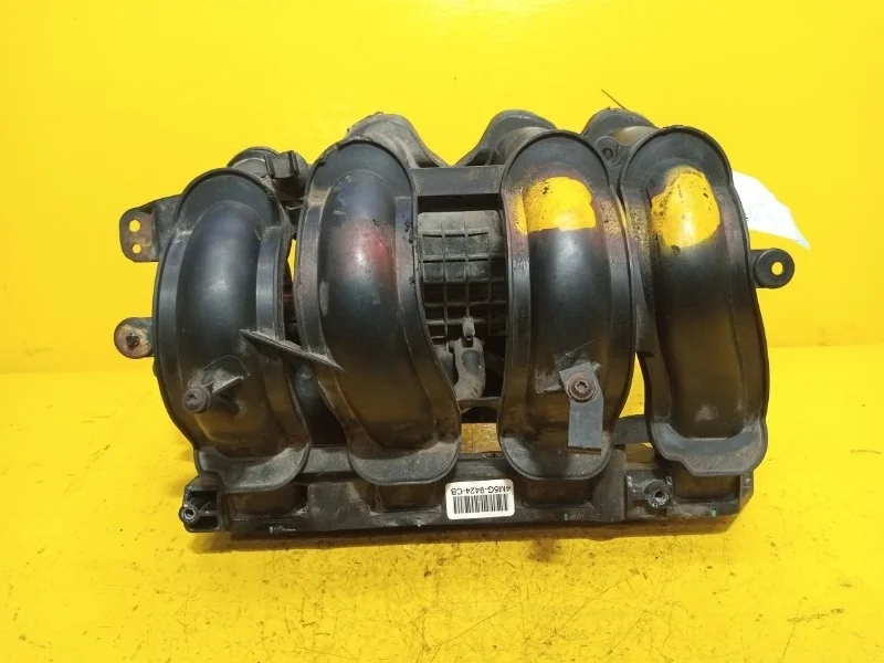 Коллектор впускной Ford Focus 2 2005-2011 1807950 HXDA