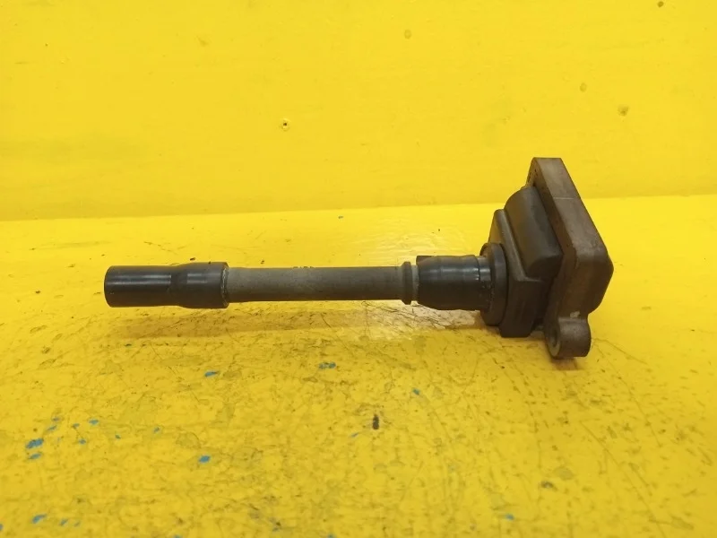 Катушка зажигания Mitsubishi Pajero 3 2000-2006 MD362913 6G74