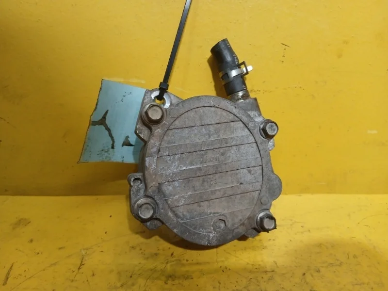Насос вакуумный Mitsubishi L200 2015-2019 2020A031 4N15