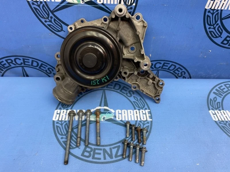 Насос водяной (помпа) Mercedes-Benz R-Class 2722010601 W251 272.967 3.5