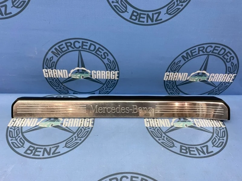 Накладка порога Mercedes-Benz S-Class 2216800135 W221, передняя левая