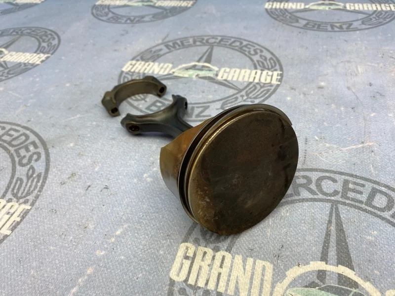 Поршень с шатуном Mercedes-Benz S-Class 2730300620 W221 273.961 5.5