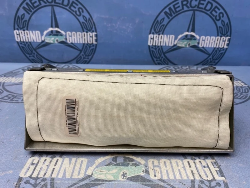 Подушка безопасности (в торпедо) Mercedes-Benz 2208601705 W215