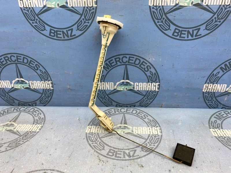 Датчик уровня топлива Mercedes-Benz 2205421017 W215 113.960 5.0