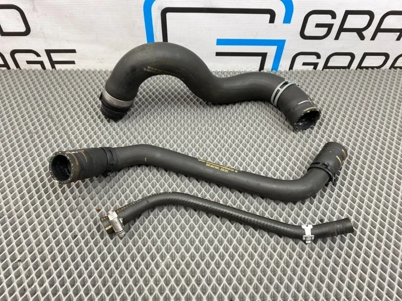 Патрубок охлаждения Mercedes-Benz V-Class 6395016682 W639 272.978 3.5