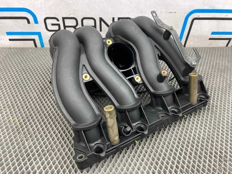 Коллектор впускной Mercedes-Benz Clk-Class 1111402201 W208 111.945 2.0
