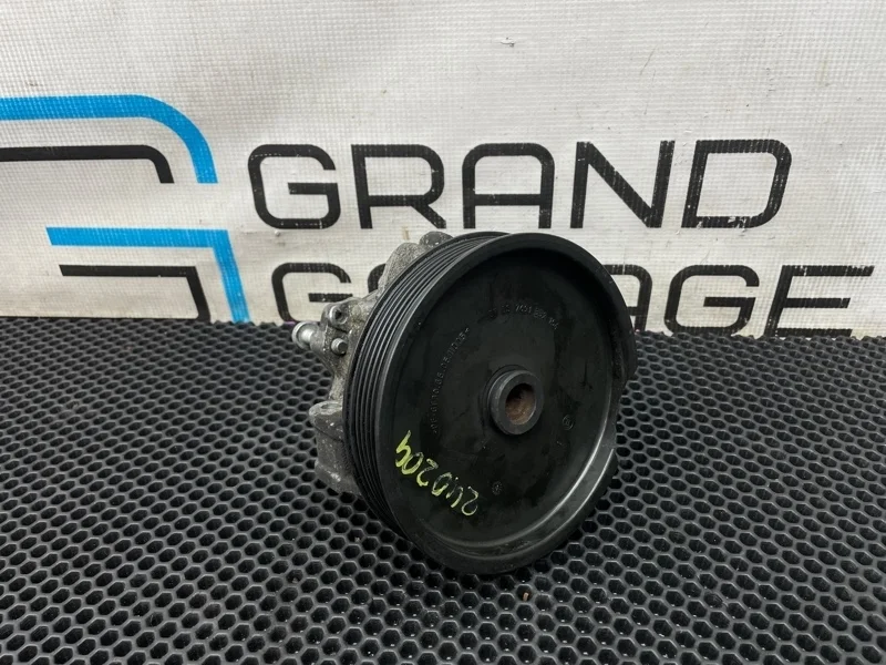 Насос ГУР Mercedes-Benz C-Class 0044667001 W204 646.811 2.2