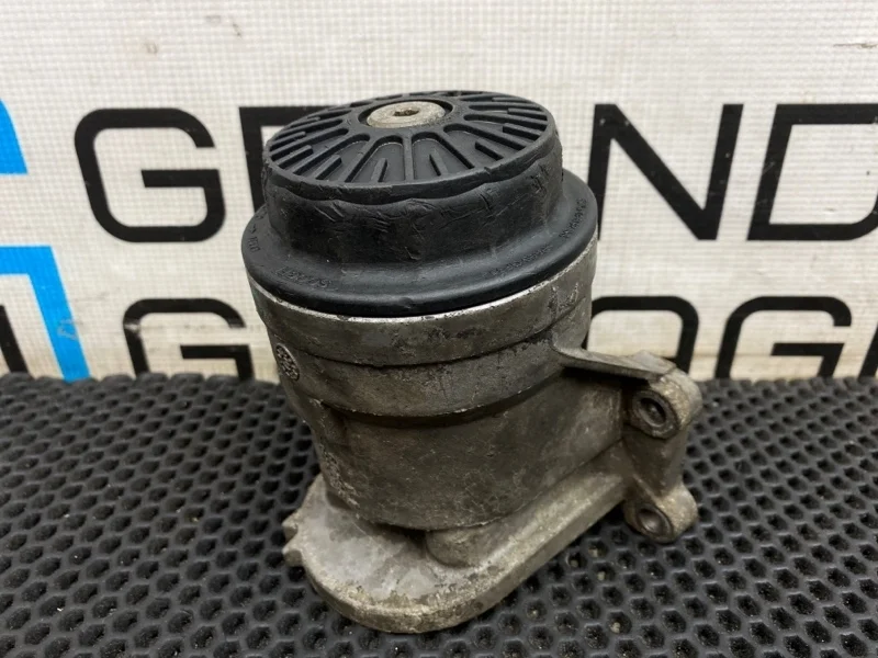 Корпус масляного фильтра Land Rover Range Rover 3 LPU000020 L322 M62B44 4.4
