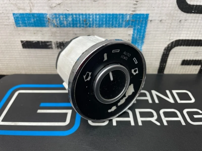 Кнопка Volkswagen Touareg 7L6927135D 7LA