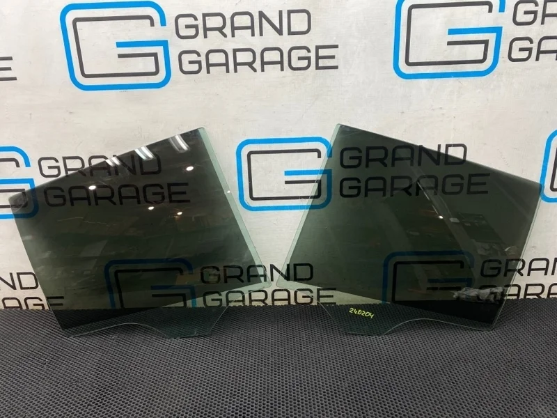 Стекла комплект Mercedes-Benz C-Class 2047350310 W204, задняя