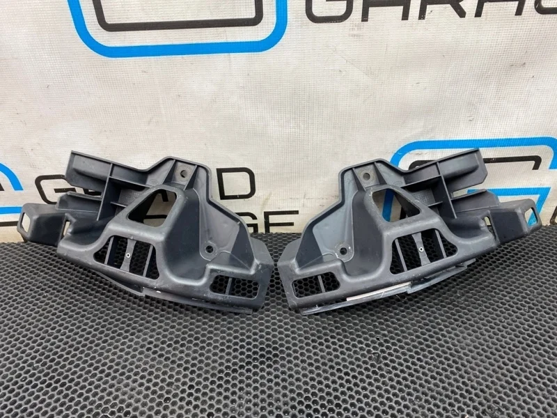 Направляющая бампера Land Rover Range Rover Sport DQN000041 L320 276DT 2.7, задняя