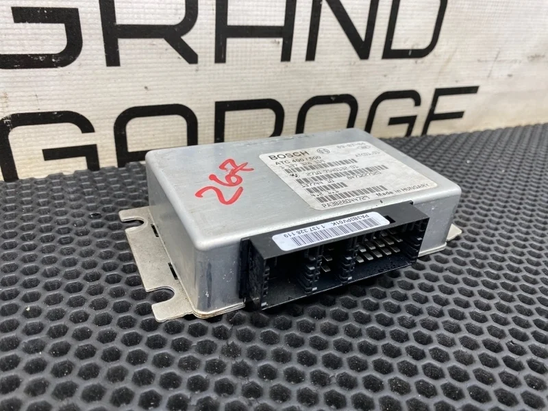 Блок раздатки Bmw X3 27107540132 E83 M54B25 2.5