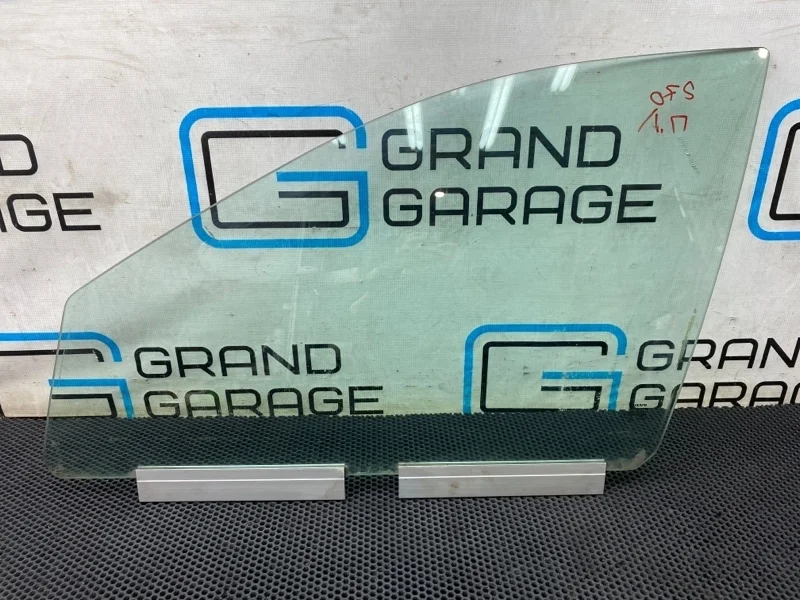 Стекло Volvo Xc90 30779414 D5244T4 2.4, переднее левое