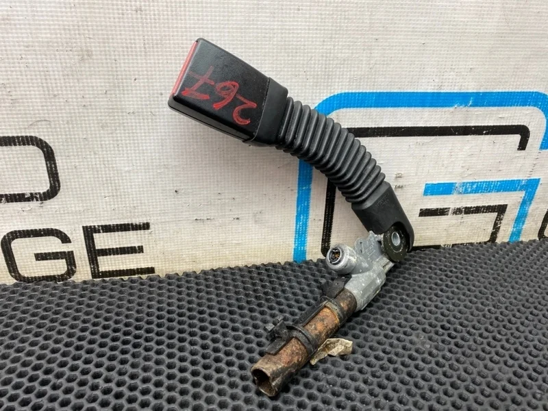 Ответная часть ремня безопасности Bmw X3 72119119540 E83 M54B25 2.5, передняя правая