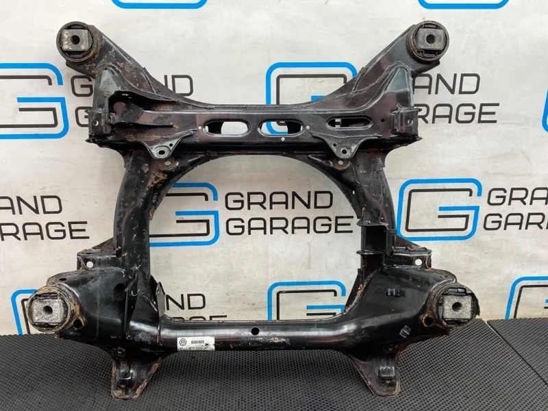Балка передняя Volkswagen Touareg 7L0400025 7LA TDI AYH 5.0