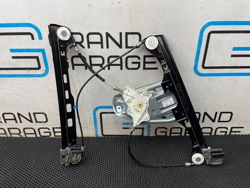 Стеклоподъемник Mercedes-Benz C-Class 2005 2037203046 W203 271.948 1.8, передний правый
