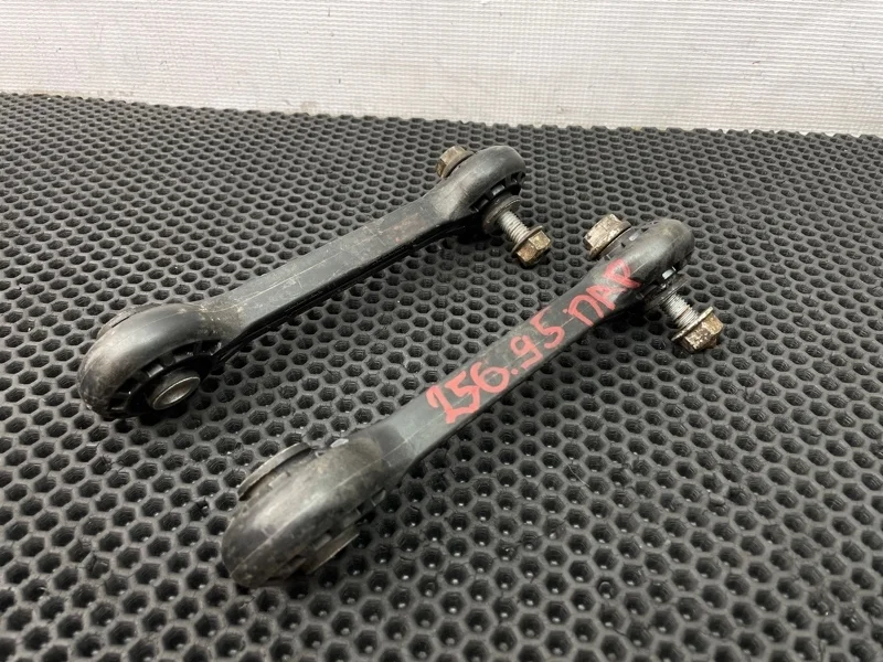 Стойка стабилизатора Audi Q5 8K0411317D 8RB, передняя
