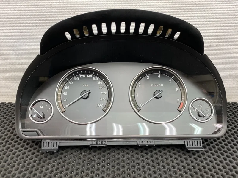 Панель приборов Bmw 5-Series 9280477 F10 N20B20A 2.0