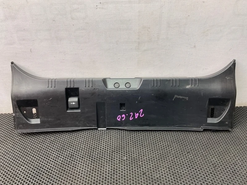 Обшивка багажника Bmw 5-Series 2006 51477077792 E60 N52B25A 2.5