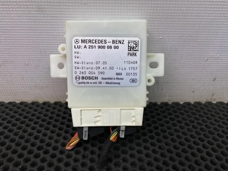 Блок парктроника Mercedes-Benz R-Class 2011 2519000800 W251 272.967 3.5