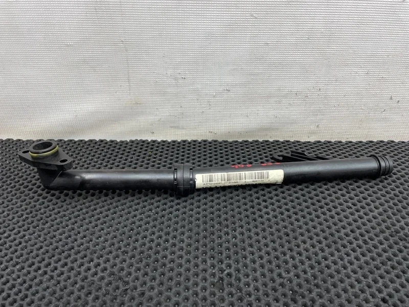 Патрубок охлаждения Mercedes-Benz C-Class 2010 2710104597 W204 271.860 1.8