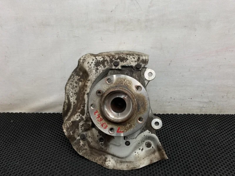 Кулак Bmw 6-Series 2008 6762017 E63 N52B30A 3.0, передний левый