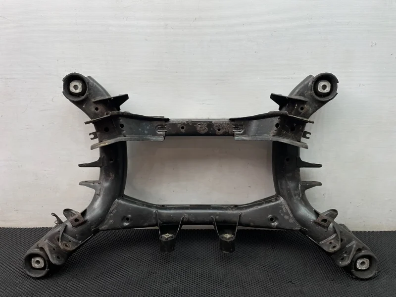 Подрамник Bmw X3 2012 33316857983 F25 N20B20A 2.0, задний