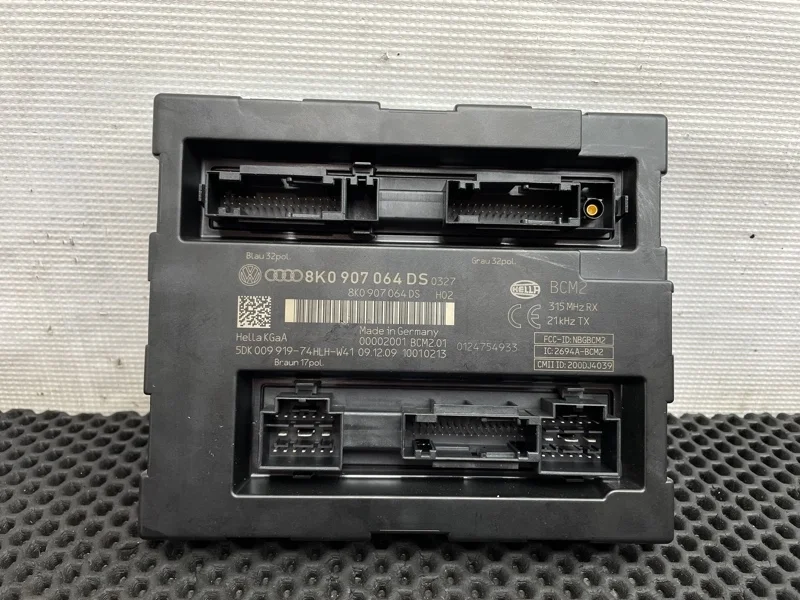 Блок электронный Audi Q5 2010 8K0907064DS 8RB CDNC 2.0