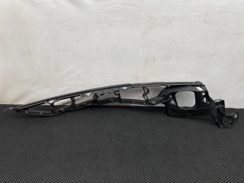 Кронштейн крыла Bmw X6 51657157989 E71 N63B44A 4.4, передний левый