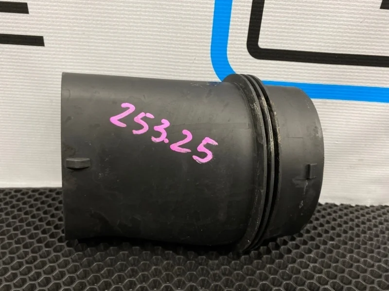 Патрубок воздушный Bmw X3 2012 13717601870 F25 N20B20A 2.0