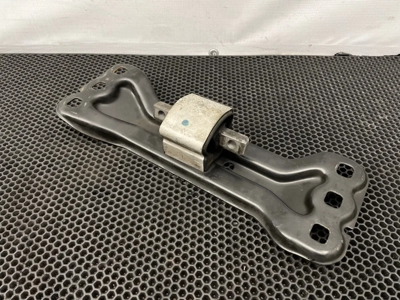 Кронштейн АКПП Mercedes-Benz C-Class 2005 2032420801 W203 271.946 1.8, задний