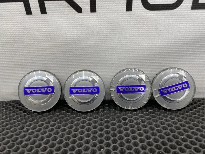 Заглушка диска Volvo Xc70 2008 30666913 BZ B6324S 3.2