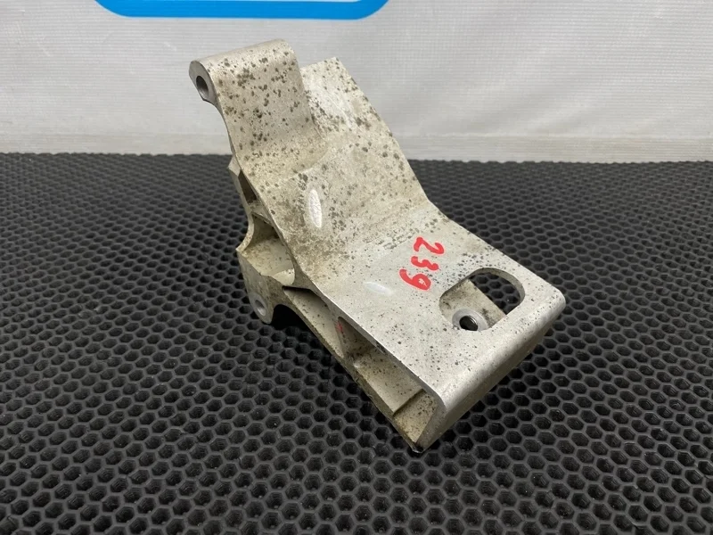 Кронштейн АКПП Volvo Xc90 2011 31262325 C D5244T4 2.4