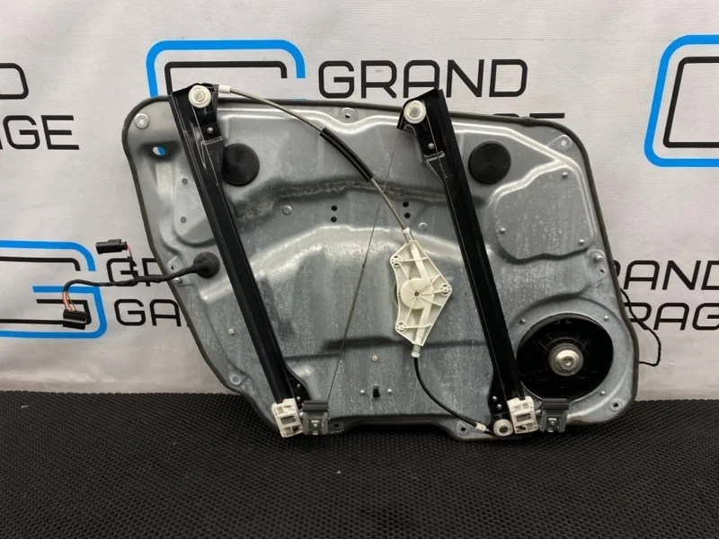 Стеклоподъемник Mercedes-Benz R-Class 2008 2517201679 W251 272.967 3.5, передний правый