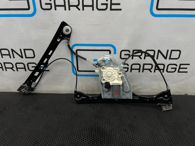 Стеклоподъемник Mercedes-Benz C-Class 2004 2037203046 W203 271.940 1.8, передний правый