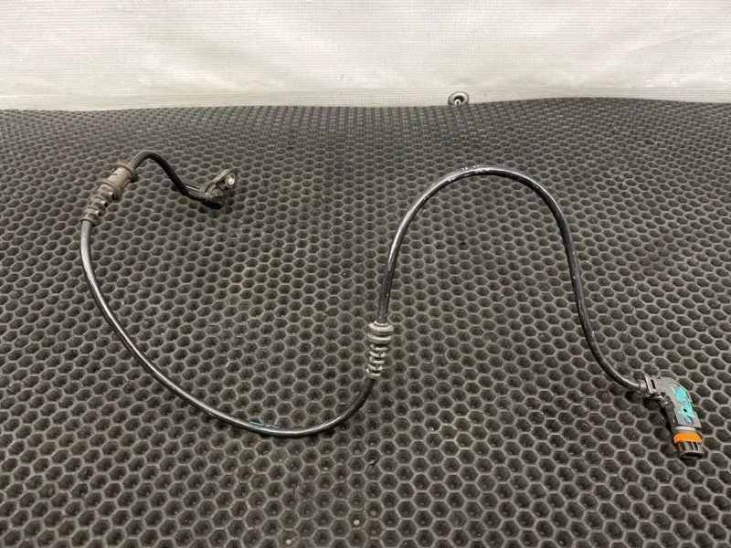 Датчик abs Mercedes-Benz E-Class 2012 2125400217 W212 276.952 3.5, передний правый
