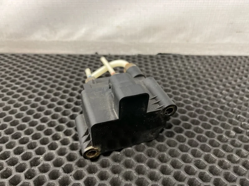 Блок клапанов пневмоподвески Mercedes-Benz R-Class 2008 2513200158 W251 272.967 3.5