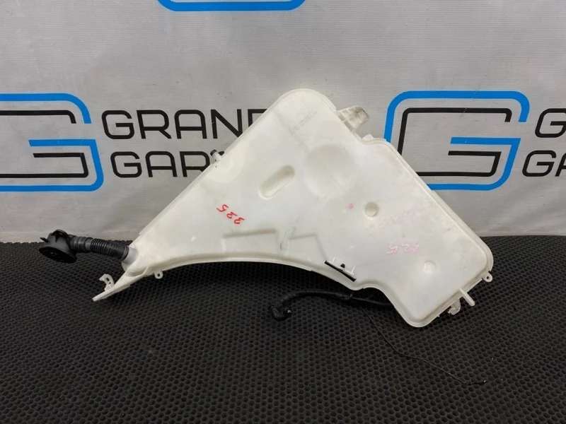 Бачок омывателя Bmw 3-Series 2013 61667241680 F30 N20B20B 2.0
