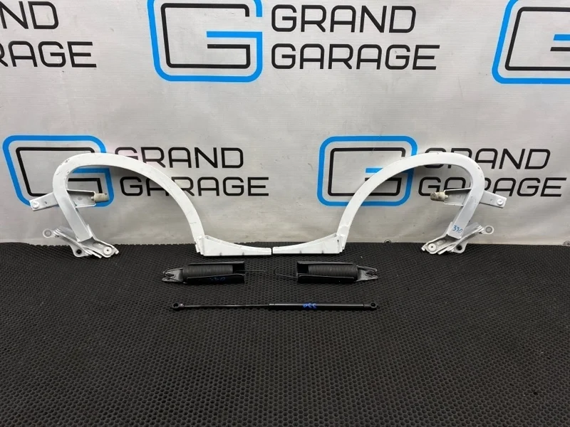 Петли багажника Audi A6 2013 4G5827302B C7 CHVA 2.8