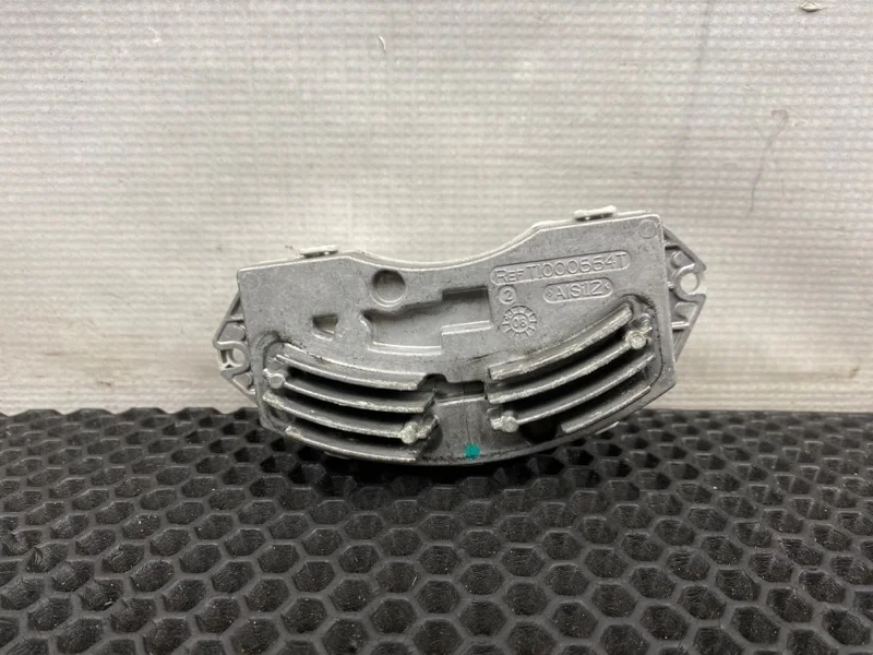Резистор отопителя Bmw X5 2009 64119265892 E70 N52B30AF 3.0