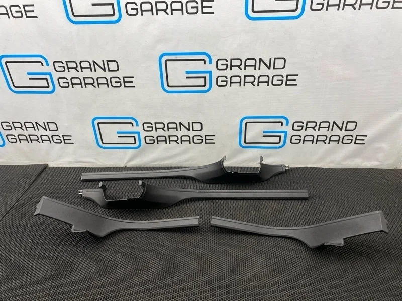 Накладки порогов Bmw X5 2009 51477148526 E70 N52B30AF 3.0