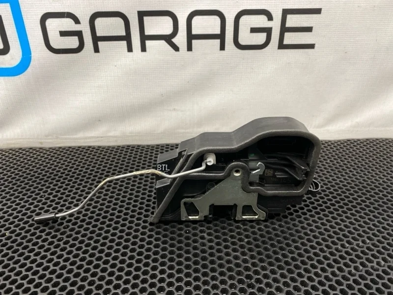 Замок двери Bmw X5 2009 51217202145 E70 N52B30AF 3.0, передний левый