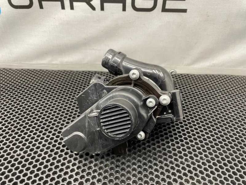 Насос водяной (помпа) Volkswagen Tiguan 2012 06H121026BA 5N2 CCZD 2.0